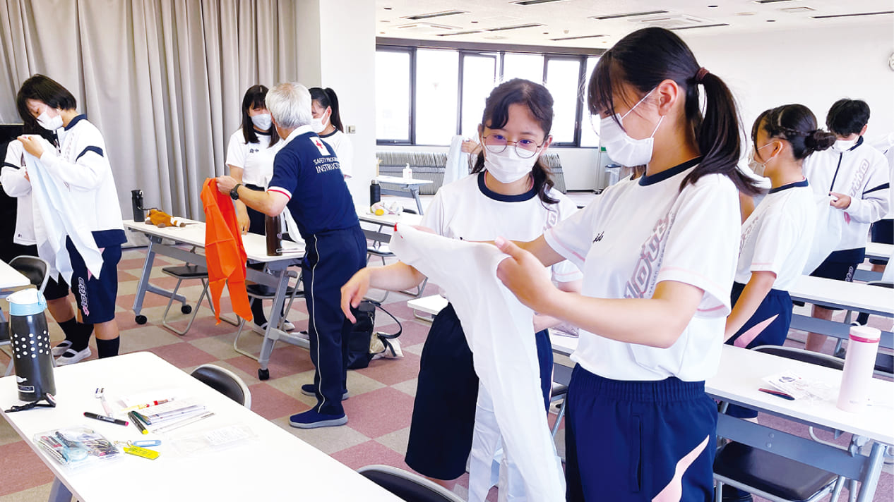 POINT02 体験的に学び医療スタッフを目指す!