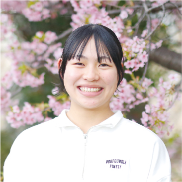新田 彩佳さん