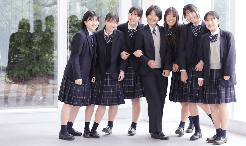 制服紹介 気持ちワクワク、毎日を彩る。